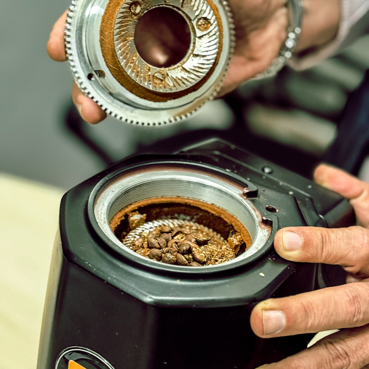 Curso Técnico Mantención de Máquinas Profesionales de Espresso y molino